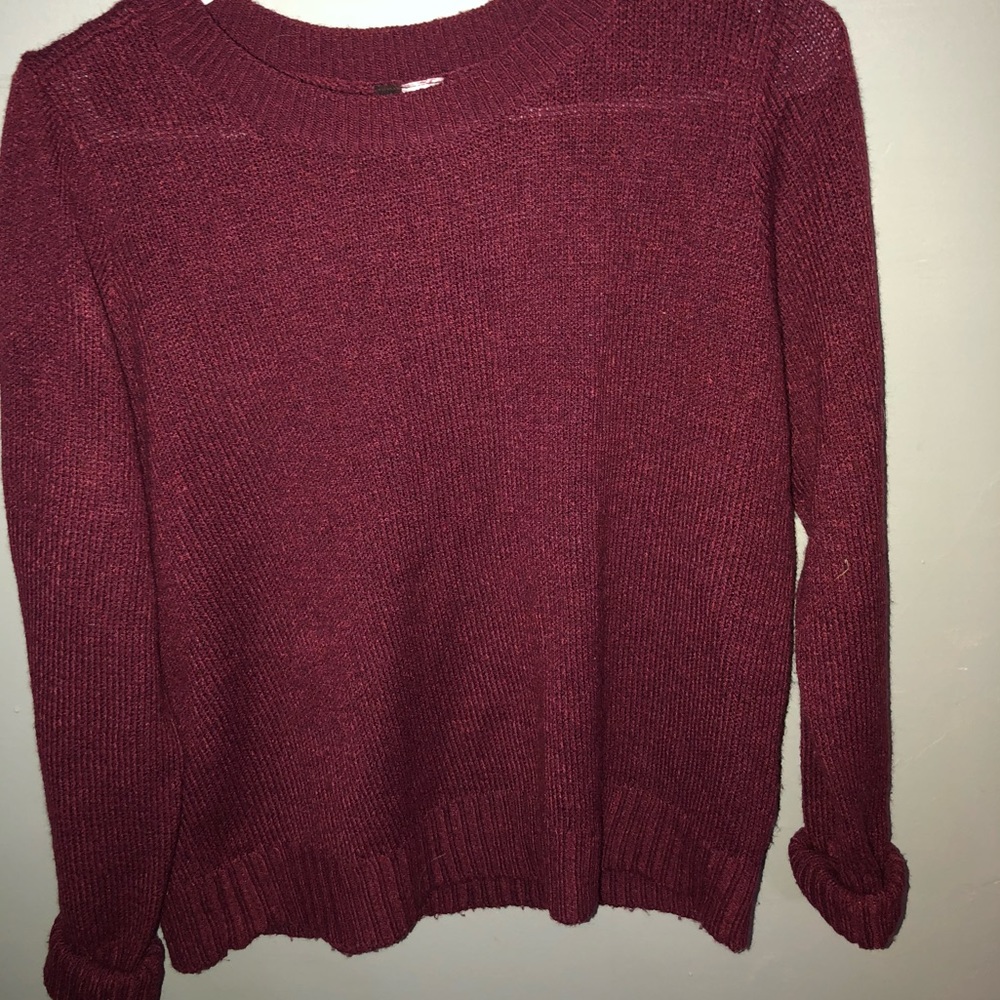 H&M maroon sweater